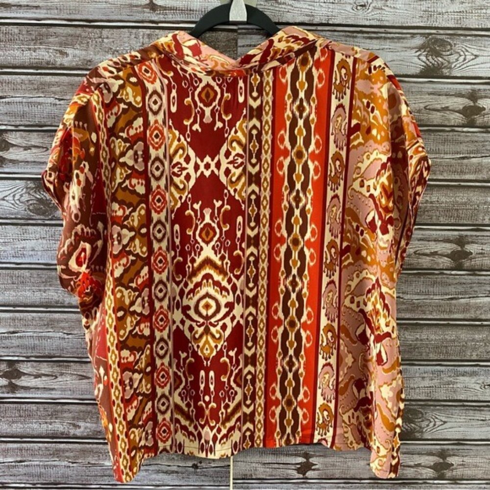 NWT Cupcakes & Cashmere Women's Button-Down Blouse Size L - Picture 2 of 8
